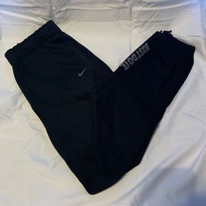 Nike Therma-Fit Joggers